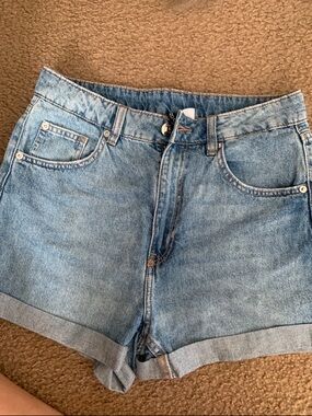 Divided Light Blue Cuffed Denim Shorts